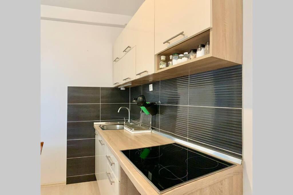 Summer Apartment 4 Макарска Экстерьер фото